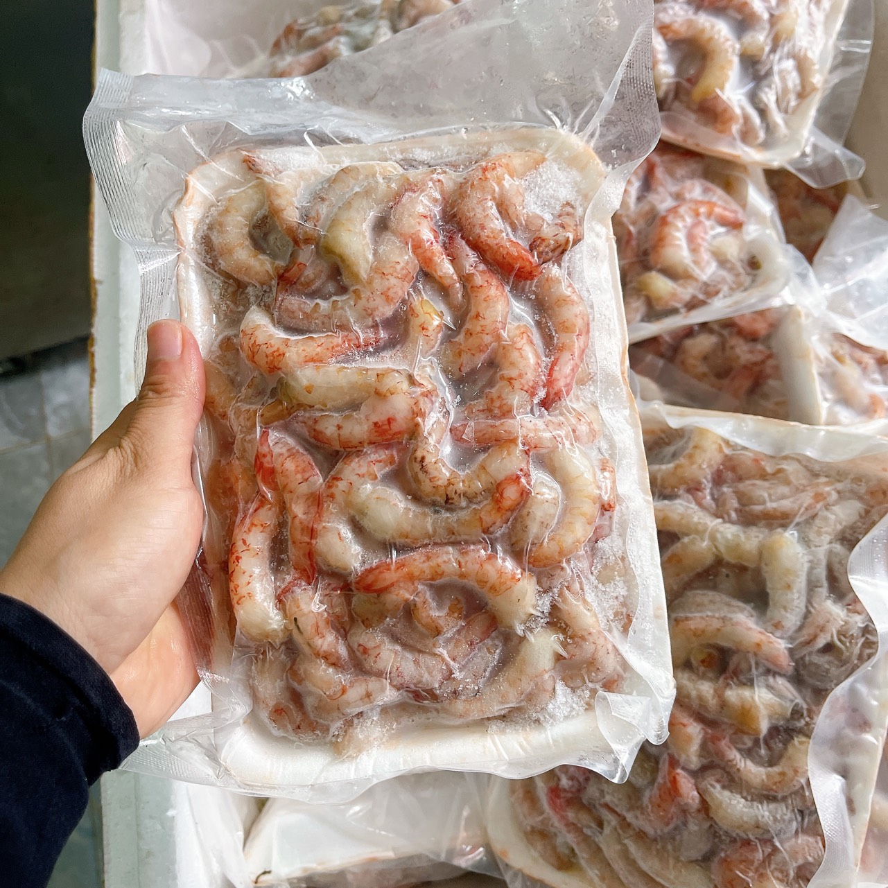 Tôm sắt bóc nõn