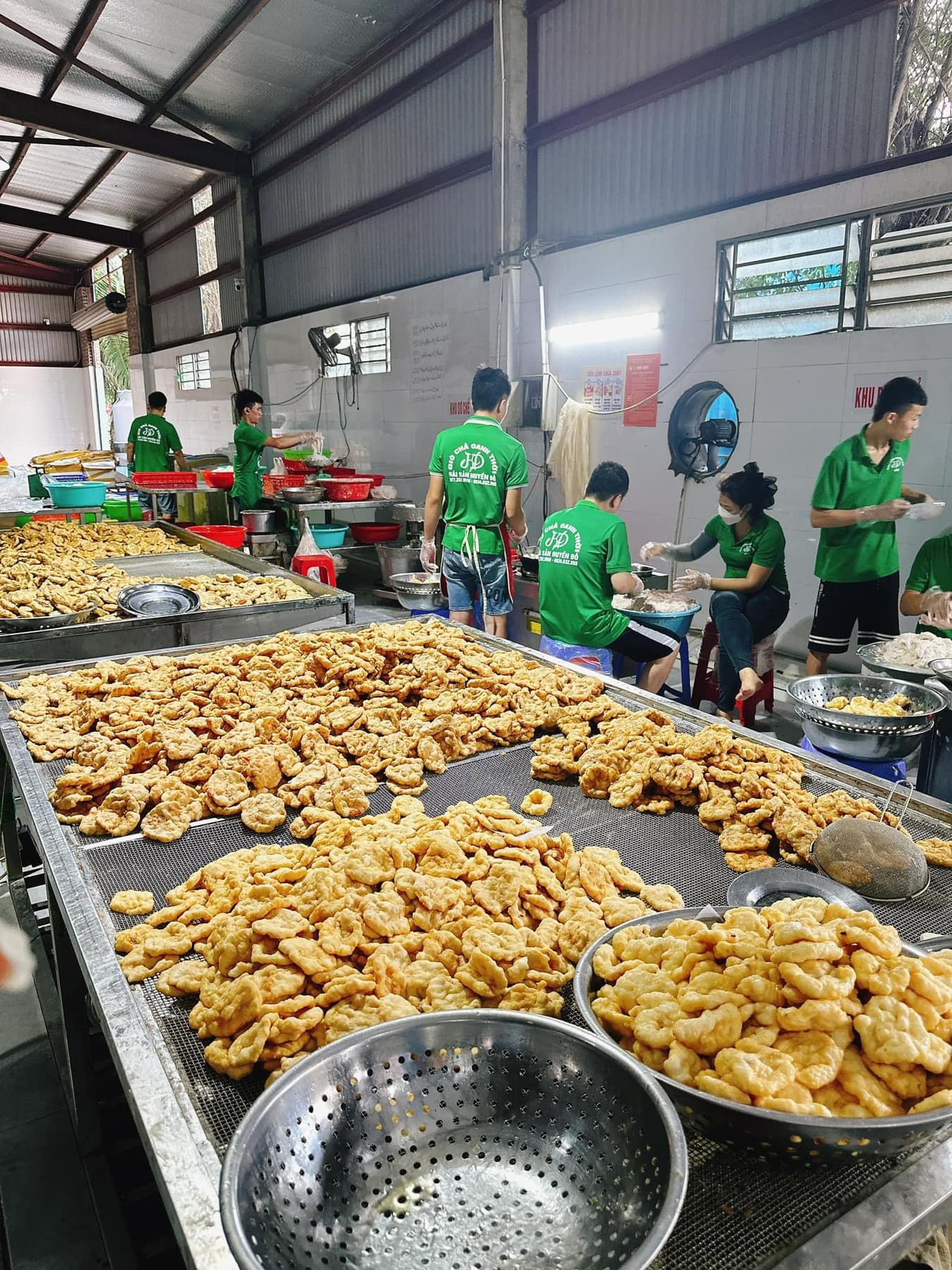 CHẢ MỰC GIÃ TAY HUYỀN ĐỖ