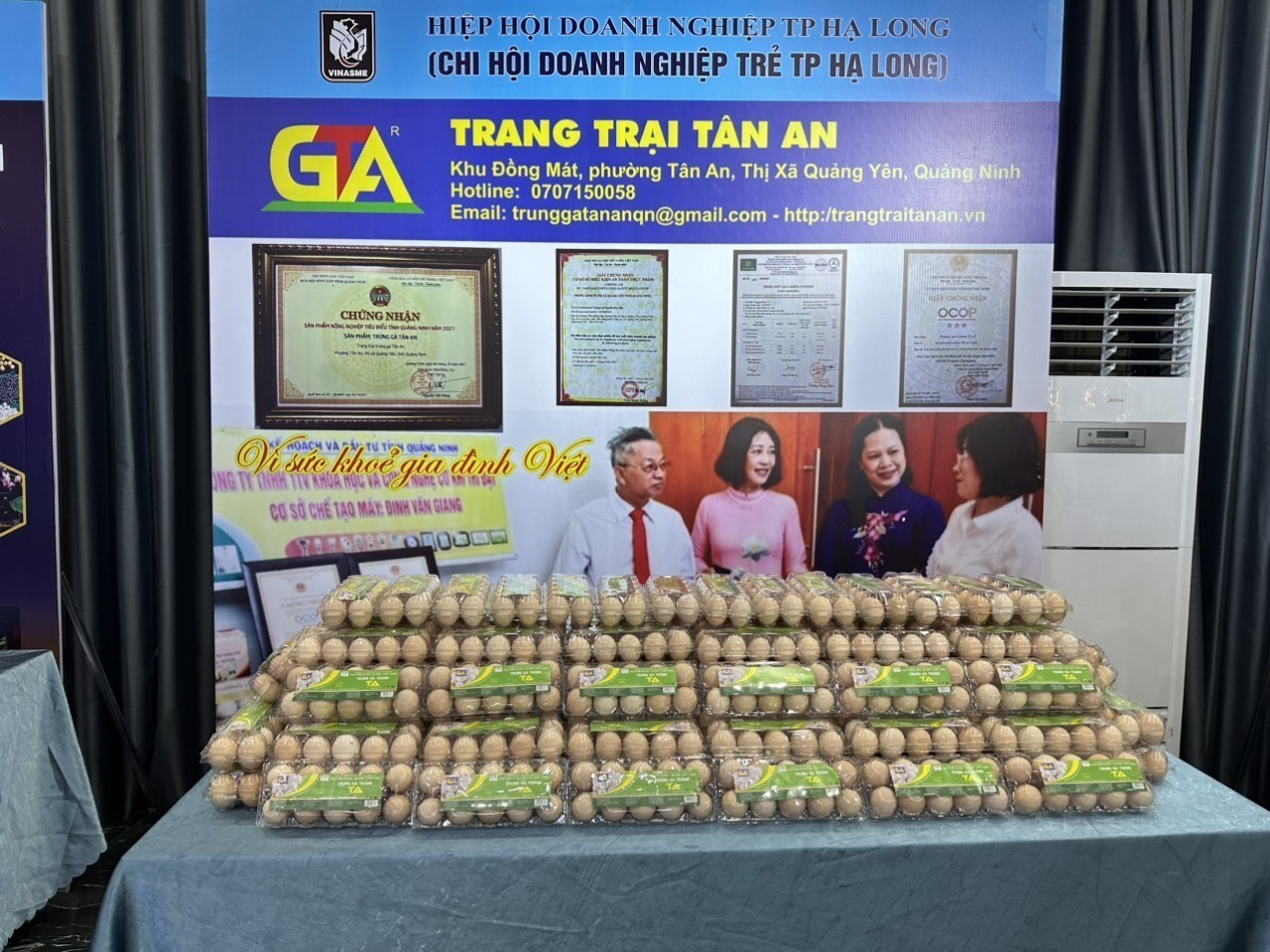 Trứng gà trắng TA