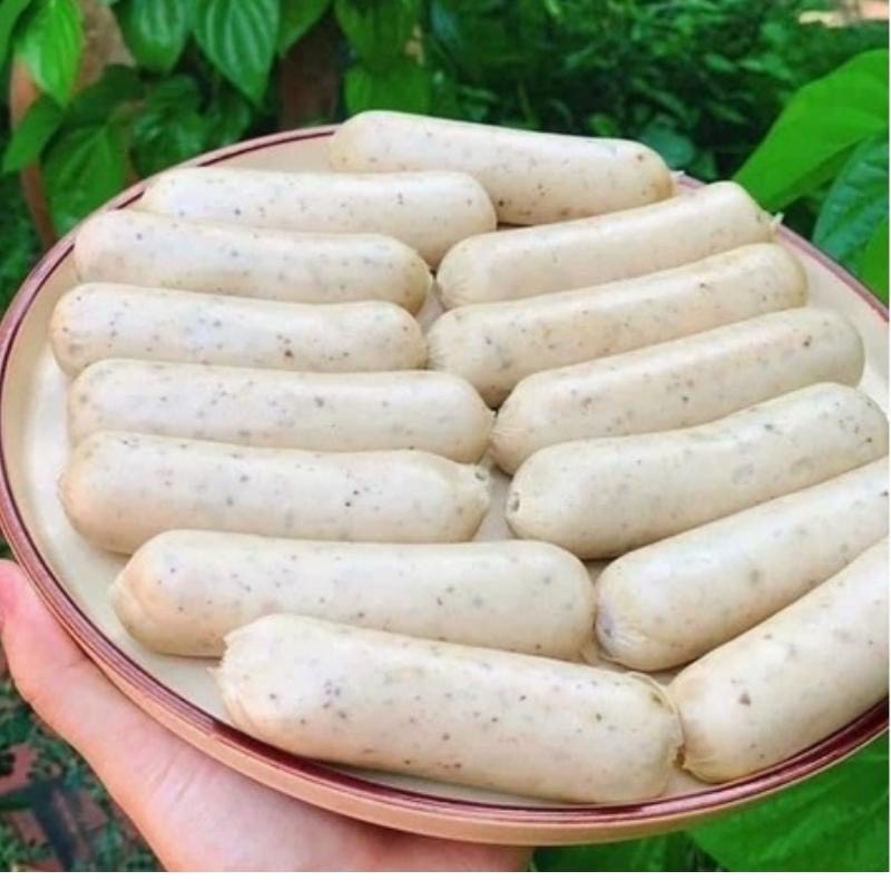 xúc xích ức gà nấm 